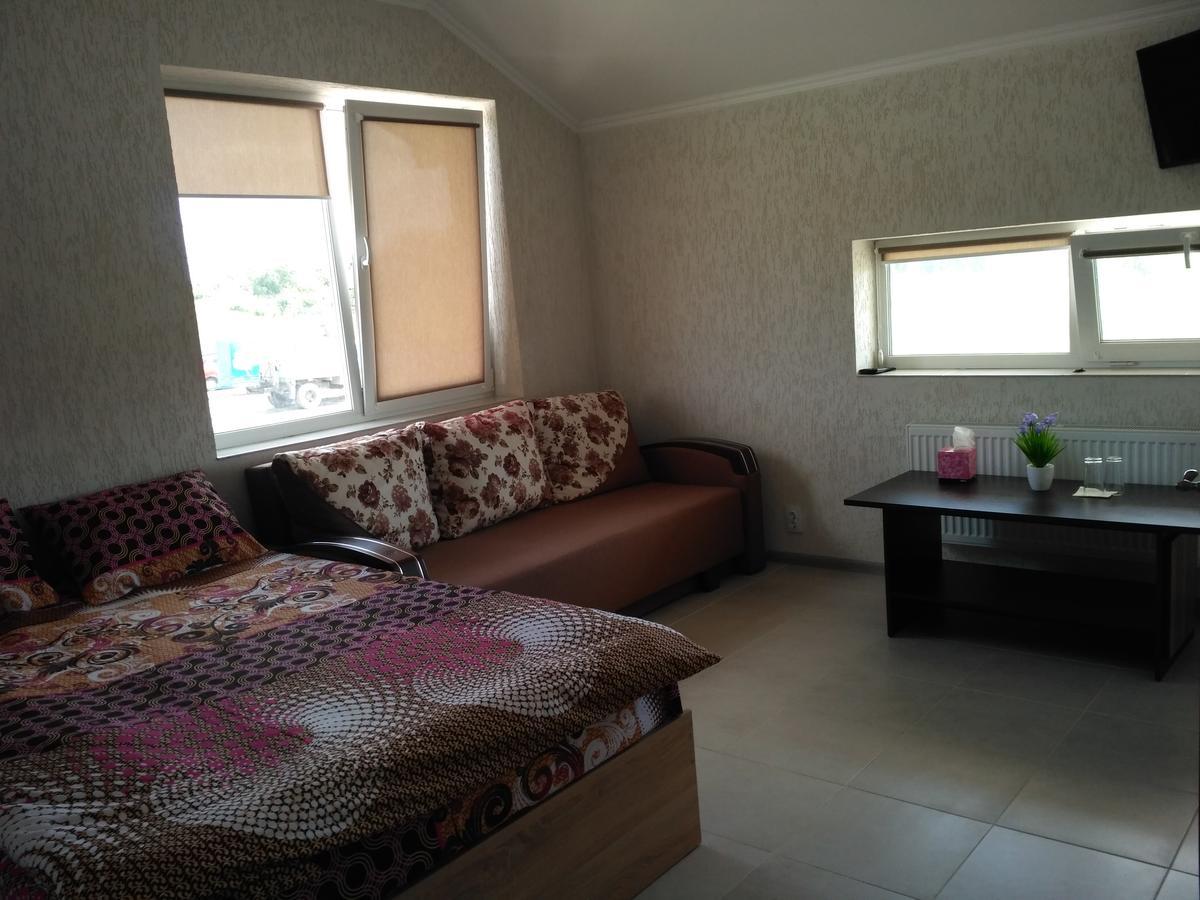 Motel Lutsʼk Екстериор снимка